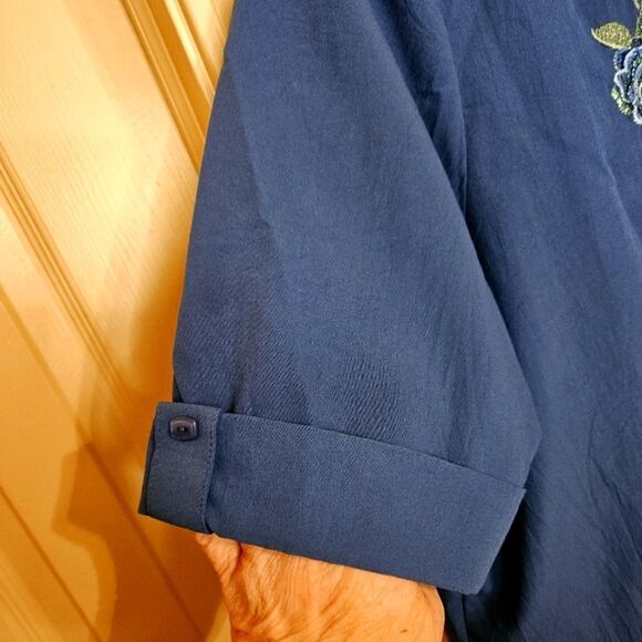 #380 Bonworth Button  Up Royal Blue Embroidered Top- Size: Large (Petites) - Picture 2 of 9